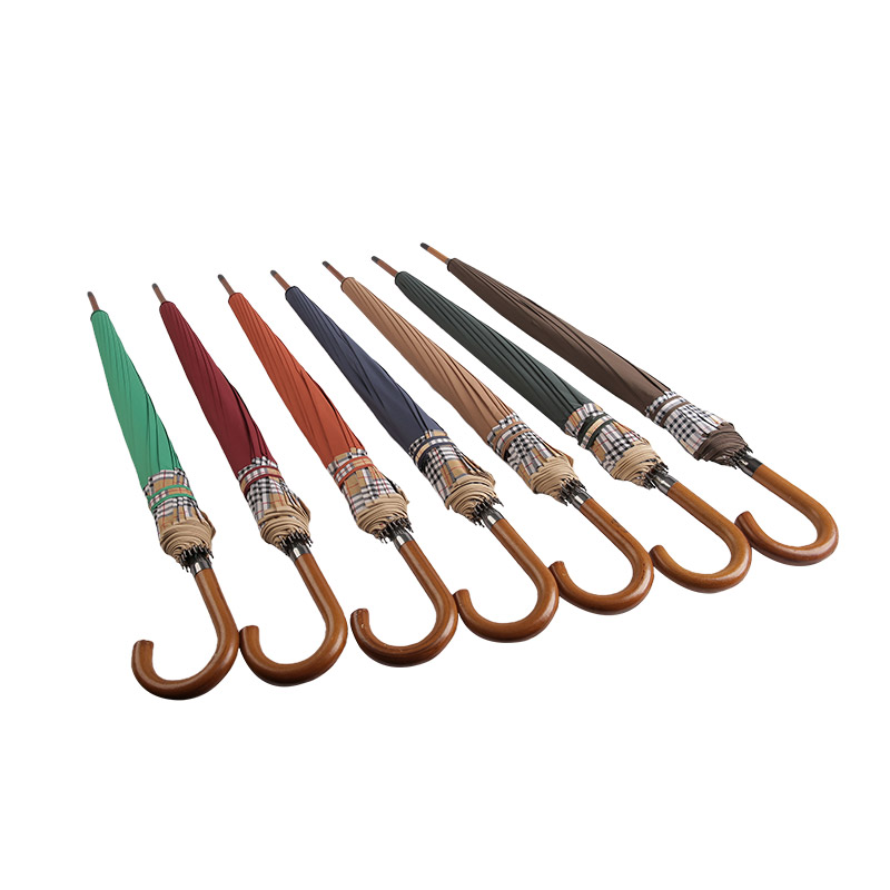 Polypongee-stof is niet alleen voor parapludoek