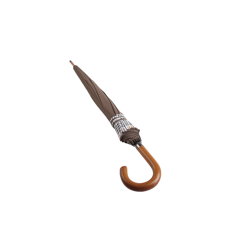 Matching tussen bruine en geruite pongee rechte paraplu-0E6B0402